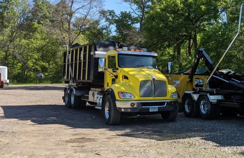 Live Load Dumpsters in New Brighton, MN